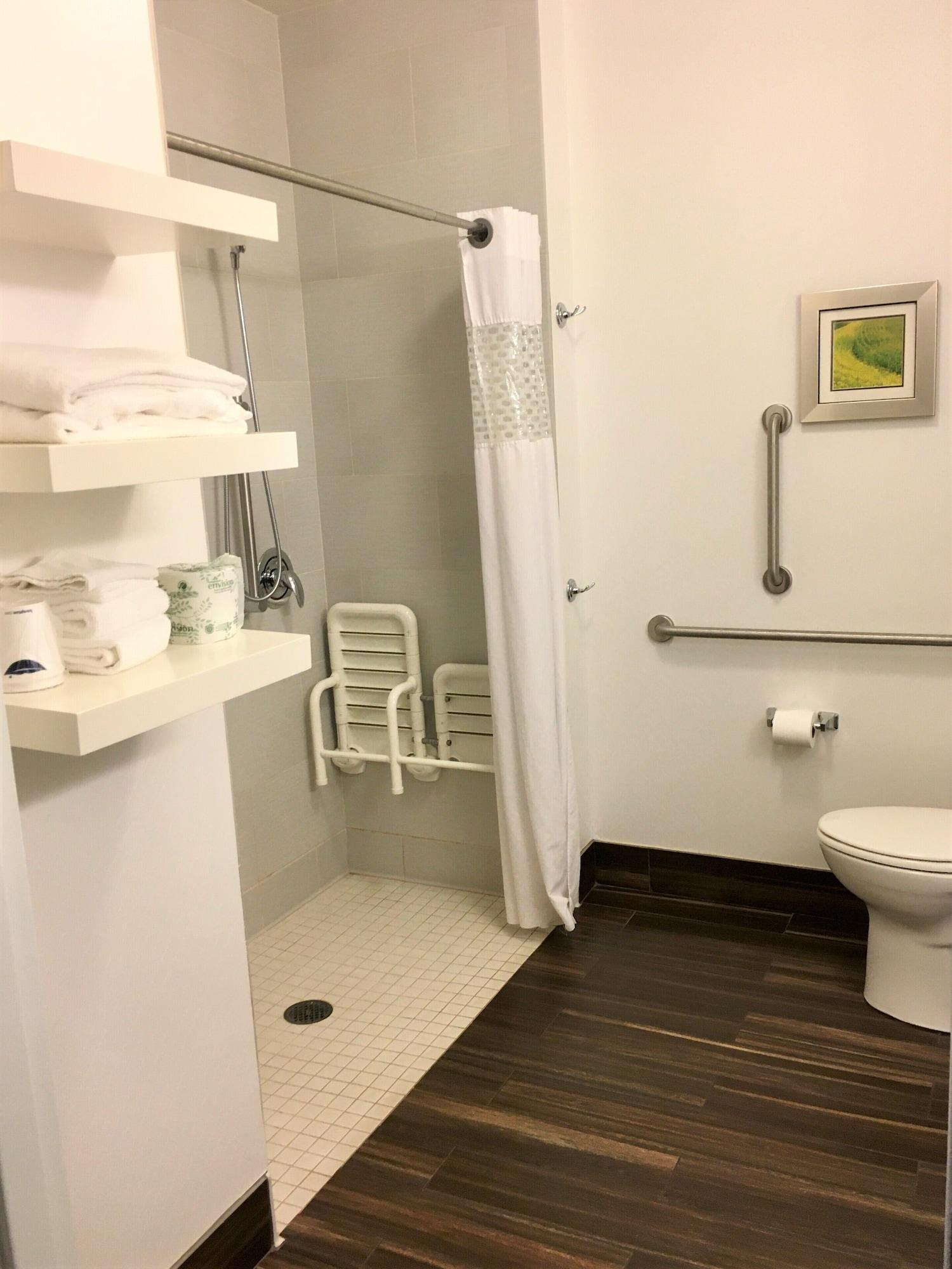 Hotel Hampton & Portland/hillsboro-evergreen Park