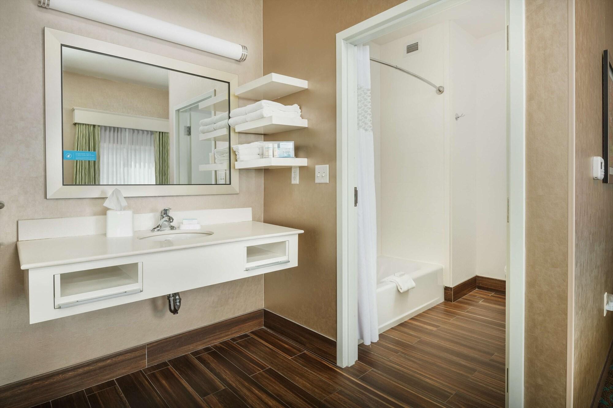 Hotel Hampton & Portland/hillsboro-evergreen Park