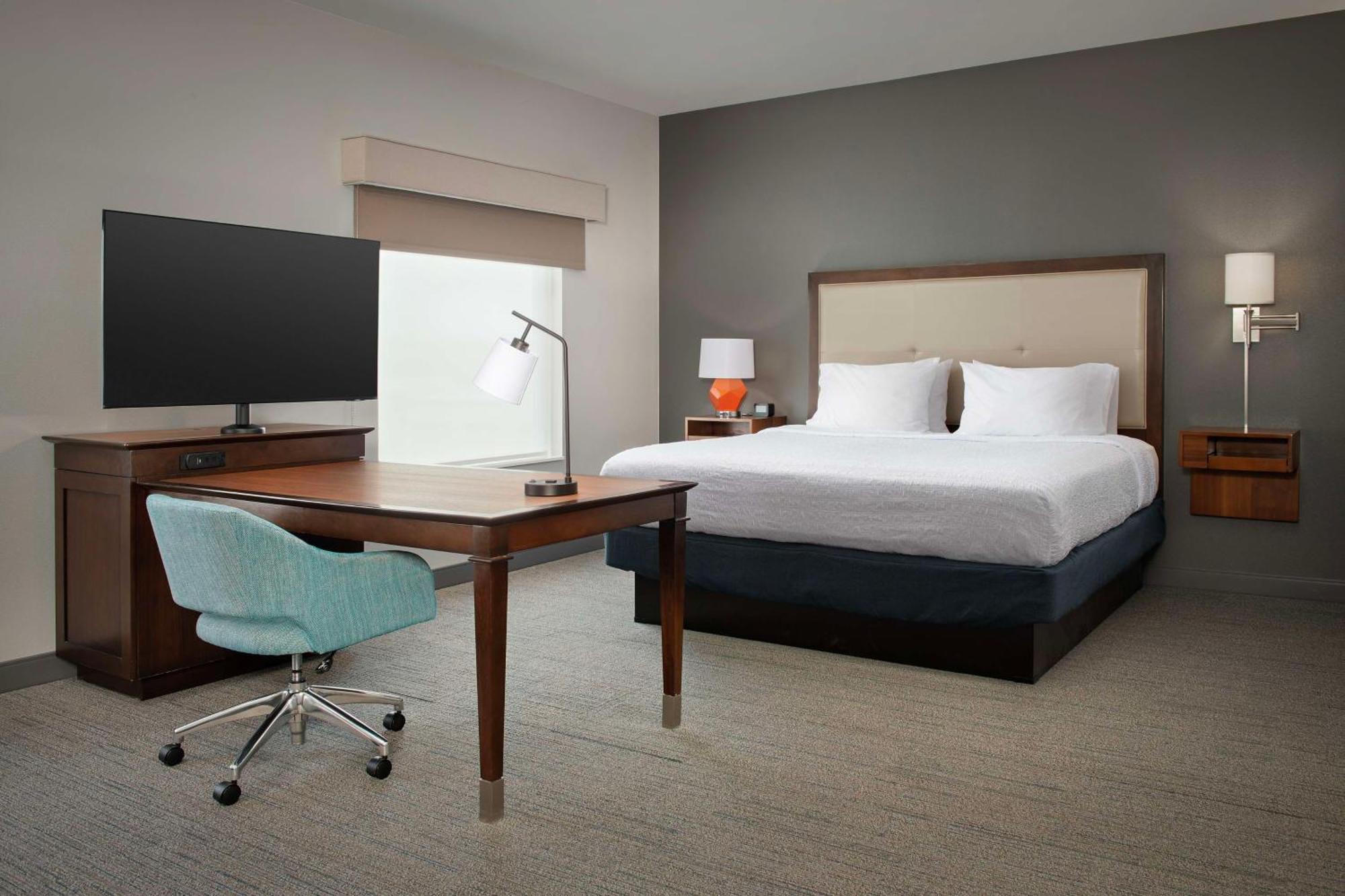 Hampton & Portland/hillsboro-evergreen Park 3* Hillsboro